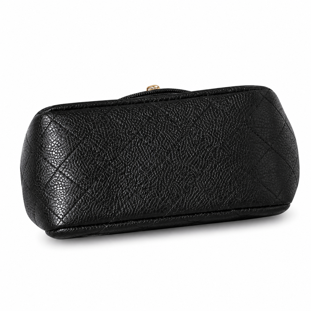 Chanel Classic Quilted Mini Flap Bag | CC Turn-Lock Leather Chain Strap — 13x17cm